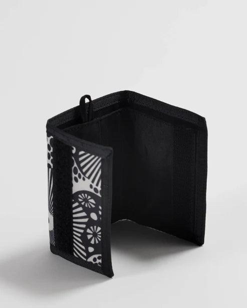 Recycled Nylon Wallet - Woodblock Floral Black