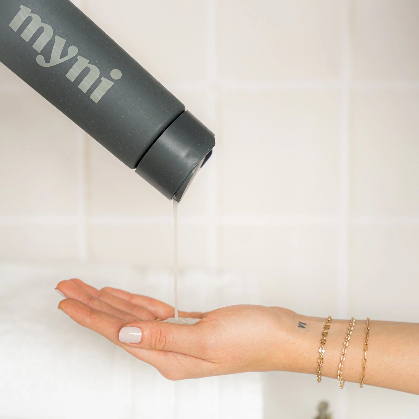 Myni - Soin 3 en 1 pour cheveux et corps - Pour adultes