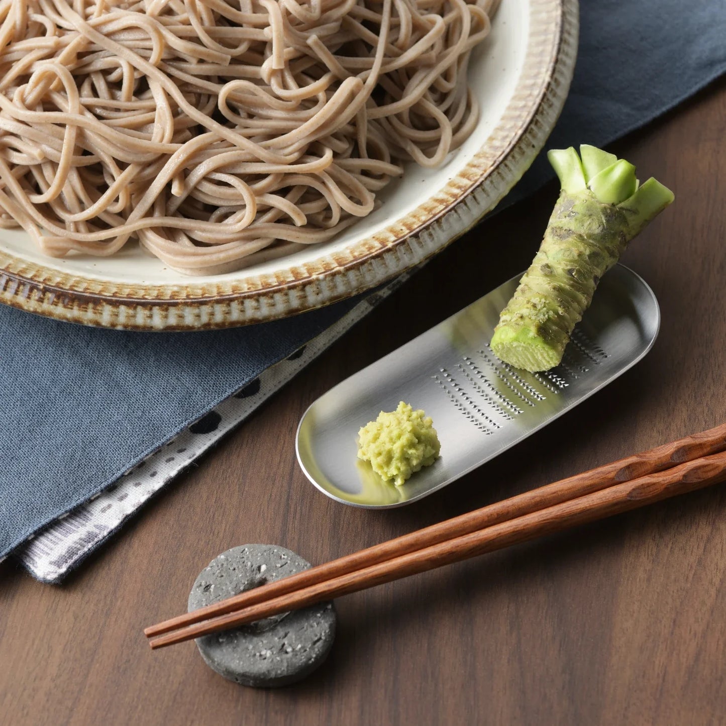 Eatoco Oros S Mini Grater – Japanese Stainless Steel Condiment Zester