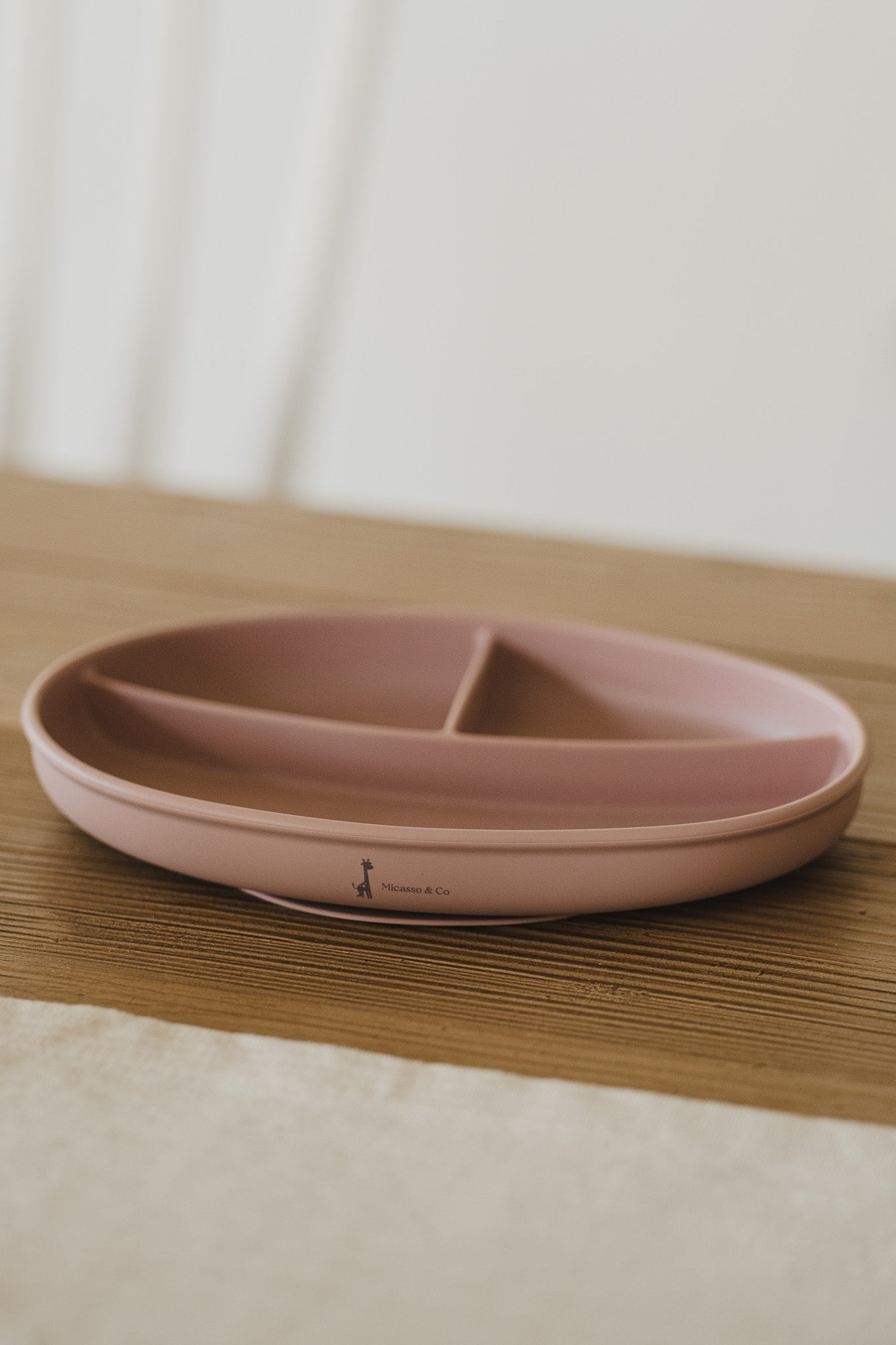 Assiette à succion divisée en silicone